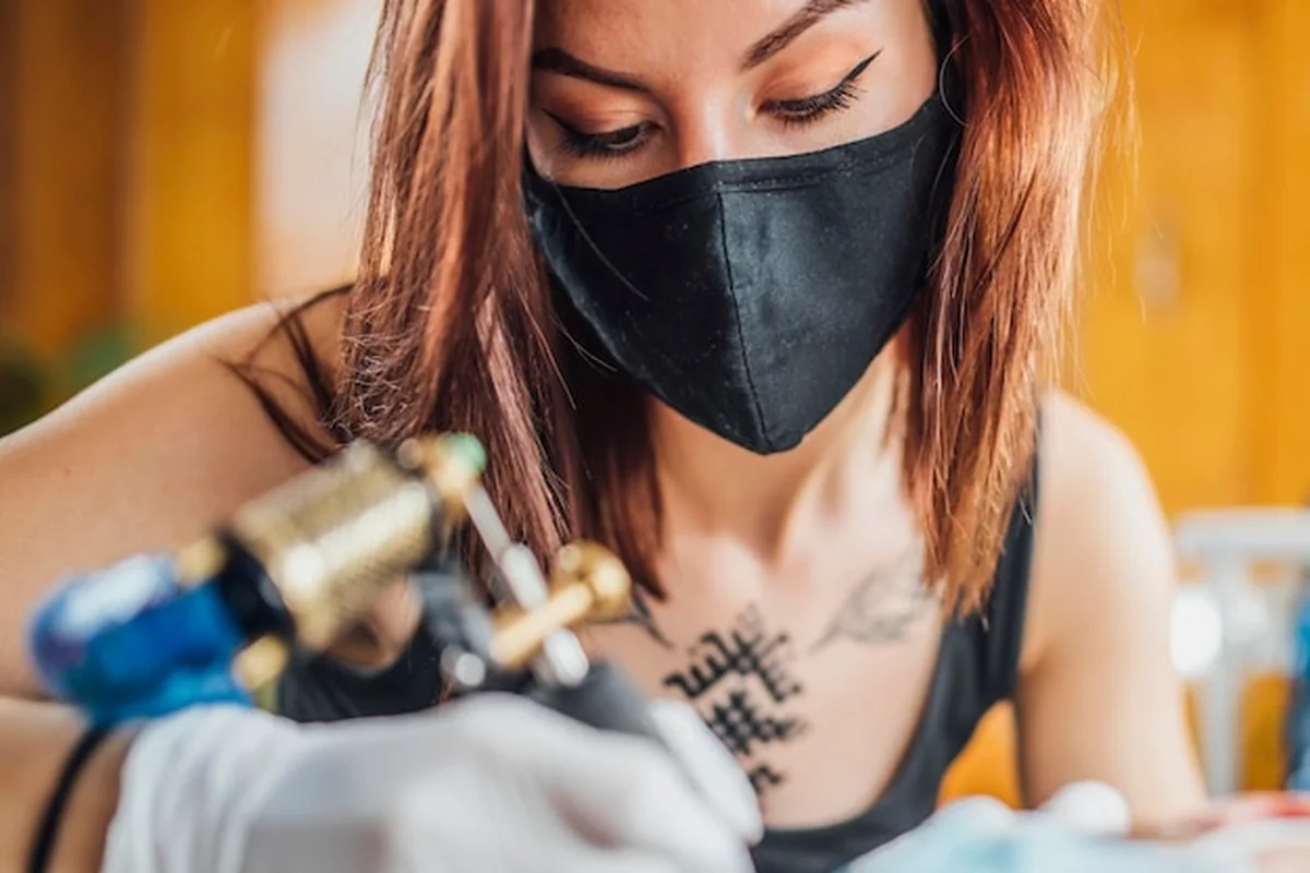 Ile kosztuje usunięcie tatuażu laserowo we Wrocławiu?